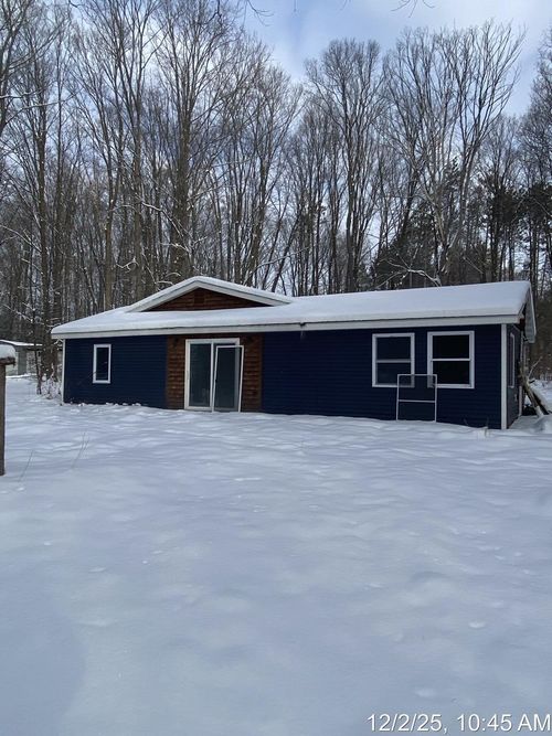 1173 E Lake Dr Se, Kalkaska, MI, 49646-9225 | Card Image