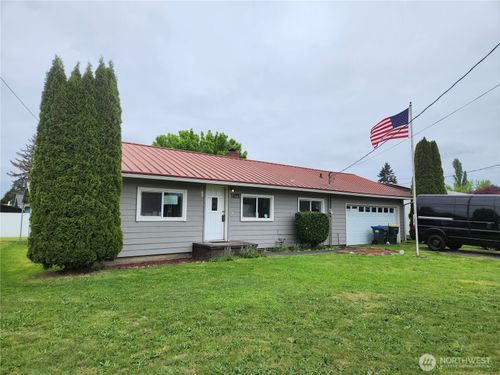 1422 Belmont Ave, Centralia, WA, 98531-1807 | Card Image