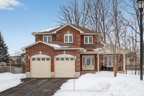 124 Comba Dr, Carleton Place, ON, K7C4V7 | Card Image