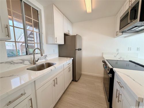 o101-94-098 Manawa Place, Waipahu, HI, 96797 | Card Image