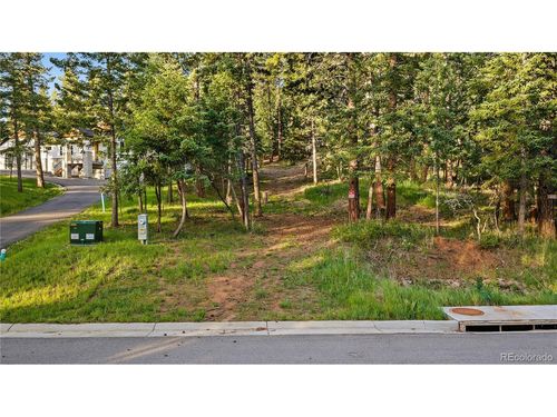 8125 Bannock Dr, Larkspur, CO, 80118-5215 | Card Image