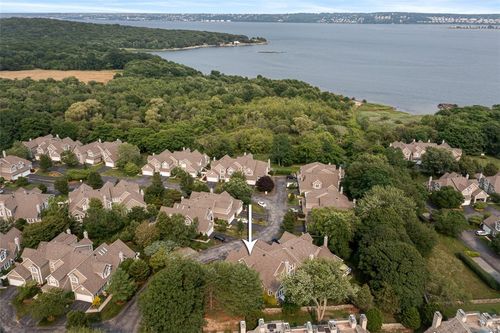 2 Seal Island Rd, Bristol, RI, 02809-5186 | Card Image