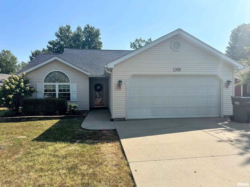 1208 Gerlock Ct, Carterville, IL, 62918-5213 | Card Image