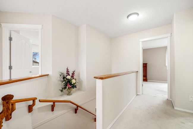 226 Everwillow Close Sw, House other with 5 bedrooms, 4 bathrooms and 4 parking in Calgary AB | Image 23