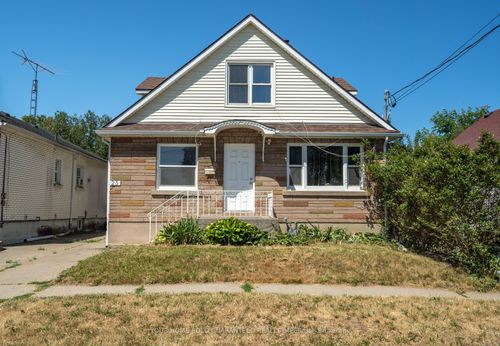 {{alt}} | Card Image