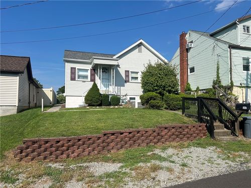 1347 Paradise Ave, Belle Vernon, PA, 15012-2552 | Card Image