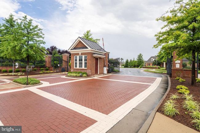 APT-406 - 44589 York Crest Ter, Condo with 3 bedrooms, 2 bathrooms and null parking in ASHBURN VA | Image 36