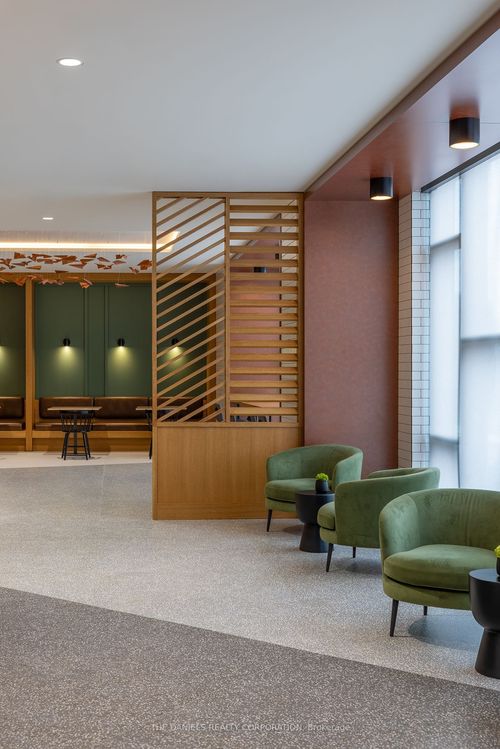 2201-2495 Eglinton Avenue W, Mississauga, ON, L5M2T2 | Card Image