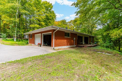 1204 Walker Line Rd, Algonquin Highlands, ON, K0M1S0 | Card Image