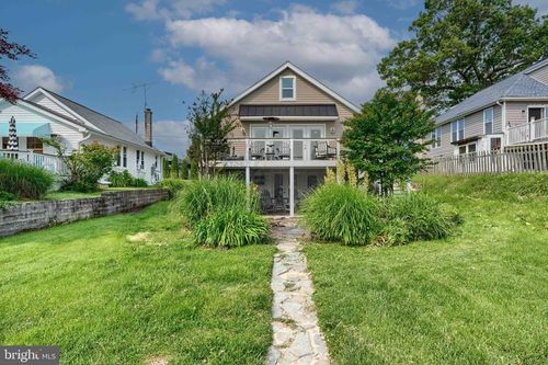 8204 Beach Dr, BALTIMORE, MD, 21222-4801 | Card Image
