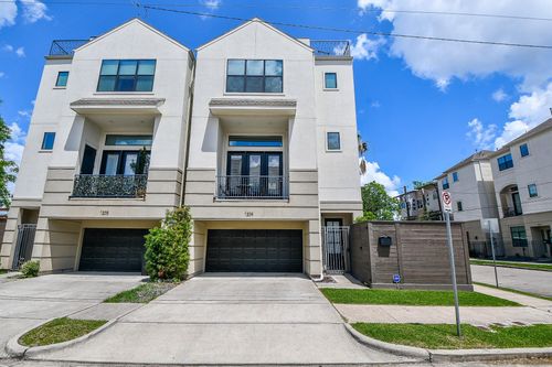 1204 Fowler St, Houston, TX, 77007-5446 | Card Image