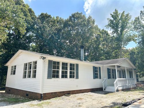 180 Berryhill Ave, Ellenboro, NC, 28040-7316 | Card Image