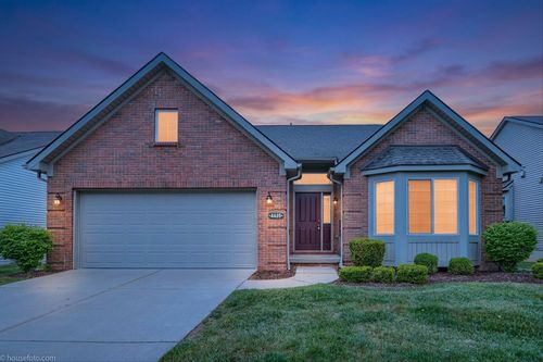 4448 Sunset Blvd, Grand Blanc, MI, 48439-9055 | Card Image