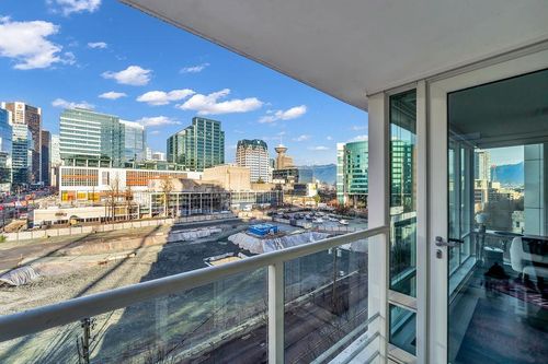 909-161 W Georgia St, Vancouver, BC, V6B0K9 | Card Image