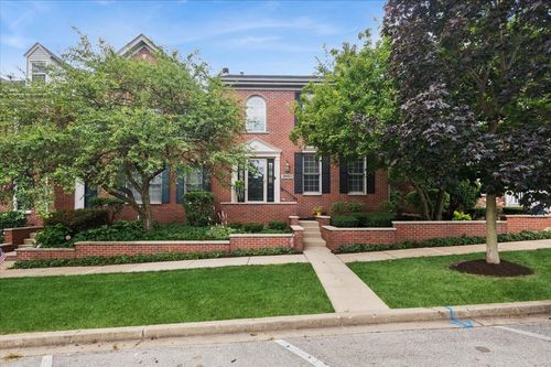 39W423 Herrington Blvd, Geneva, IL, 60134-6092 | Card Image
