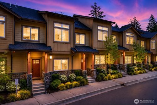 1058 Cabin Creek Ln Sw, Issaquah, WA, 98027-4646 | Card Image