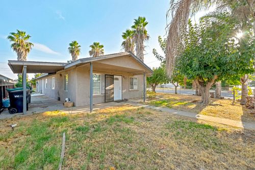 9566 E Broadway St, Planada, CA, 95365-8230 | Card Image