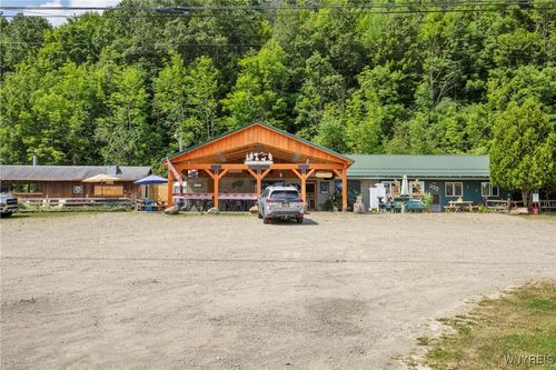741 W Perimeter Rd, Frewsburg, NY, 14738-9604 | Card Image
