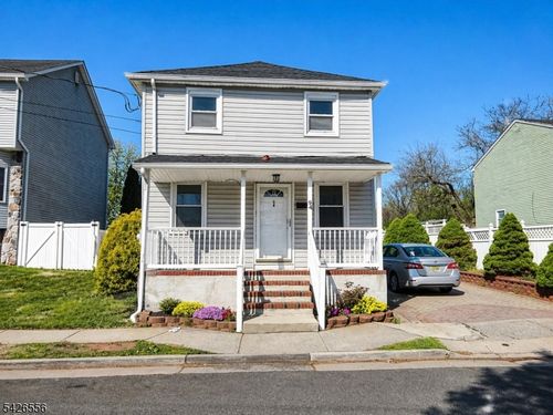 94 S 21st Ave, Manville, NJ, 08835-1661 | Card Image