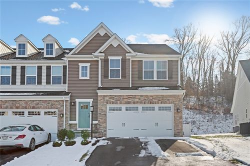 216 Dana Dr, Ohio Twp, PA, 15143 | Card Image