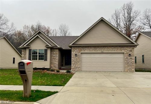 536 Parkside Drive, Niles, OH, 44446 | Card Image