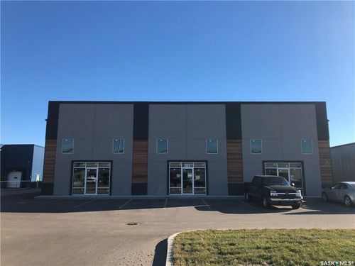 3-325 68th St E, Saskatoon, SK, S7P0E3 | Card Image