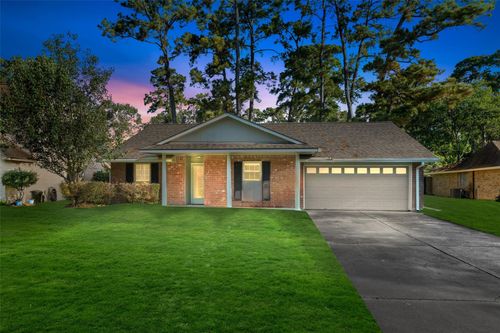 2027 Middle Creek Dr, Kingwood, TX, 77339-1708 | Card Image