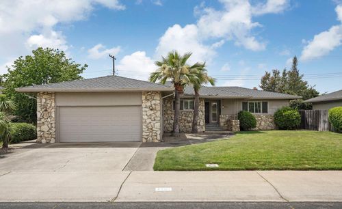 1207 Lakewood Drive, Lodi, CA, 95240 | Card Image