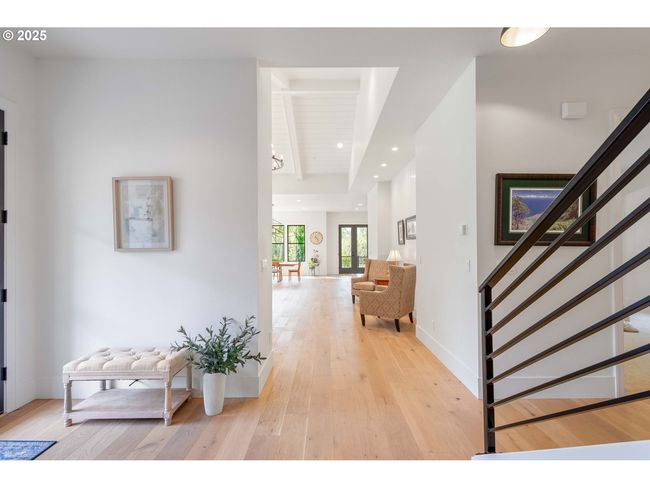 4420 Sw 58 Th Ave, House other with 4 bedrooms, 4 bathrooms and 3 parking in Portland OR | Image 7