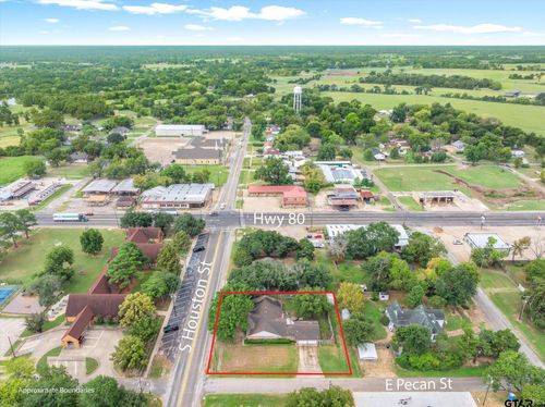 202 S Houston St, Edgewood, TX, 75117-3101 | Card Image