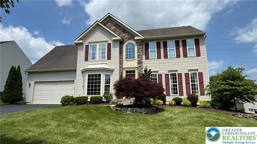 135 Clover Hollow Rd, EASTON, PA, 18045-8024 | Card Image