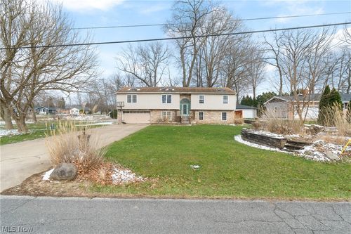 4885 Will Dr, New Franklin, OH, 44319-4940 | Card Image