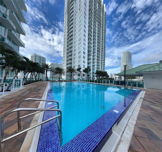 APT-509 - 31 Se 5 Th St, Condo with 1 bedrooms, 1 bathrooms and null parking in Miami FL | Image 11