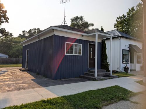 3259 N Woodruff Rd, Weidman, MI, 48893-8751 | Card Image