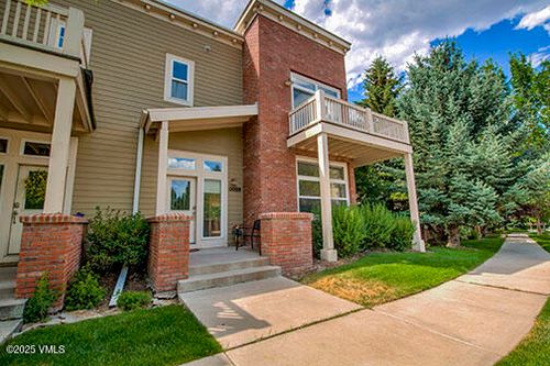 28 Gambel St, Eagle, CO, 81631-5957 | Card Image