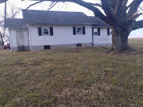 600 S Skyline Dr, Carbondale, IL, 62901-2214 | Card Image