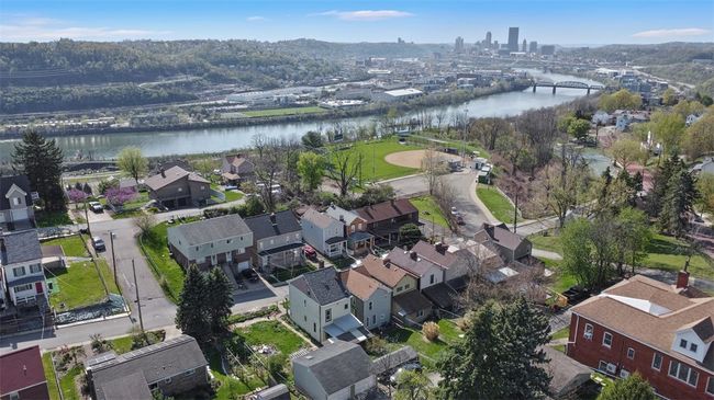 4300 Bristol St, Townhouse with 2 bedrooms, 1 bathrooms and null parking in Pittsburgh PA | Image 45