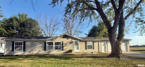 123 Junction St, Ursa, IL, 62376-1040 | Card Image