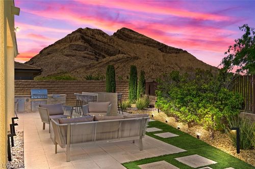 3060 Full Lotus Dr, Las Vegas, NV, 89138-6131 | Card Image