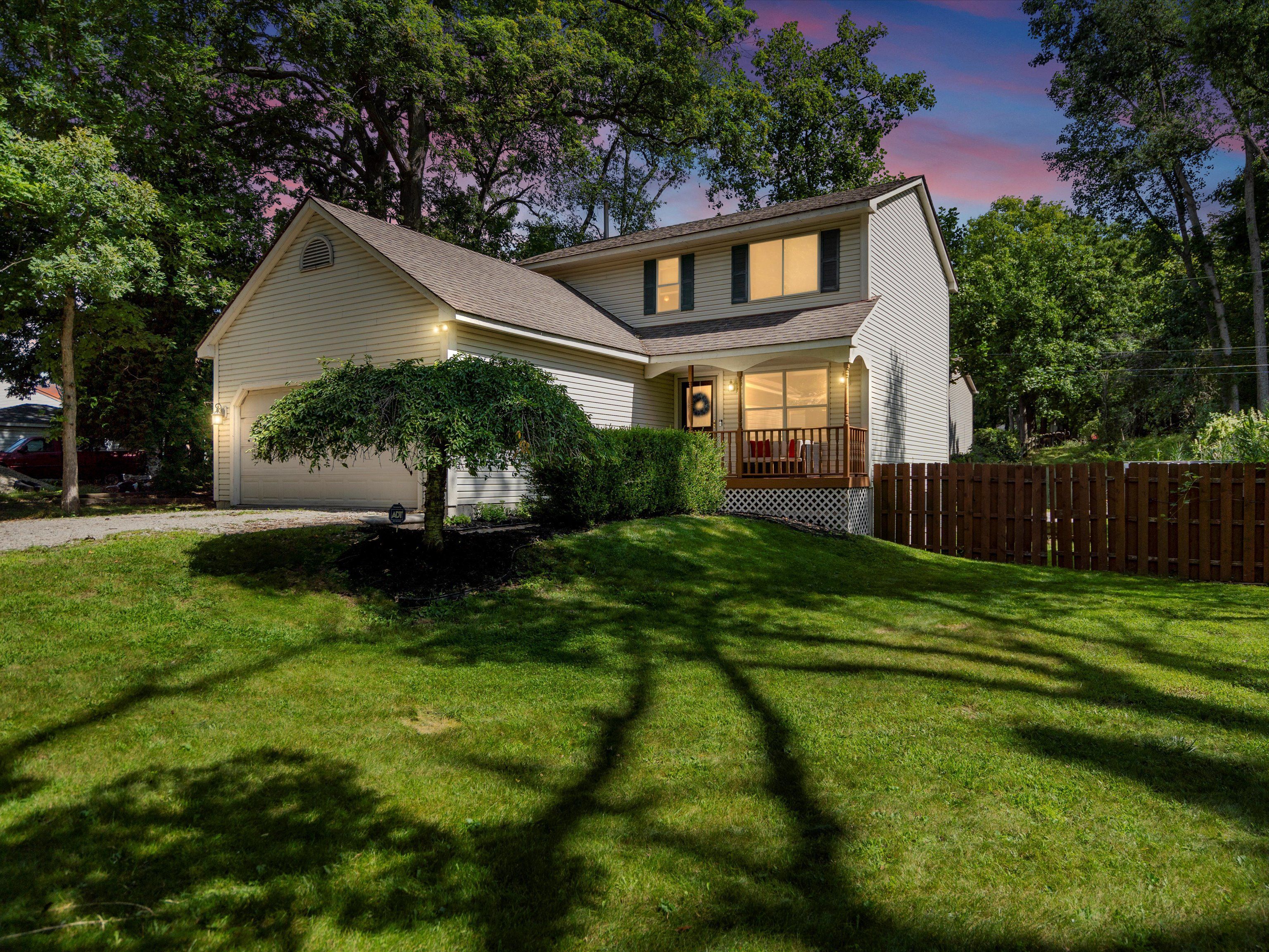 Muskingum Dr, Waterford, MI 48327