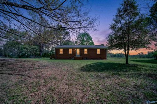 1101 Mint Springs Rd, New Market, AL, 35761-8002 | Card Image