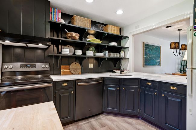 4D - 418 Lyman Batcheller Rd, Condo with 3 bedrooms, 3 bathrooms and null parking in Quechee VT | Image 11