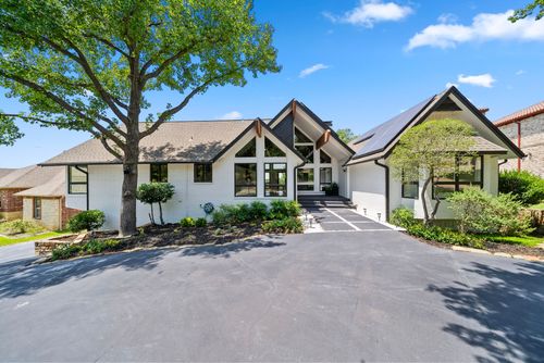 231 Oak Hill Dr, Trophy Club, TX, 76262-5454 | Card Image
