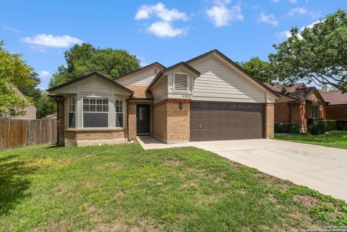 6243 Broadmeadow, San Antonio, TX, 78240-2261 | Card Image