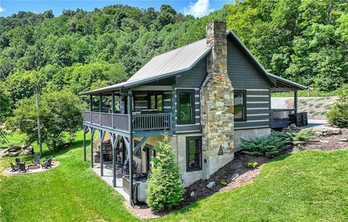 3244 Old Us Hwy 421, Vilas, NC, 28692 | Card Image