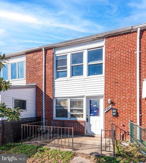 2038 Larkhall Rd, DUNDALK, MD, 21222-5605 | Card Image