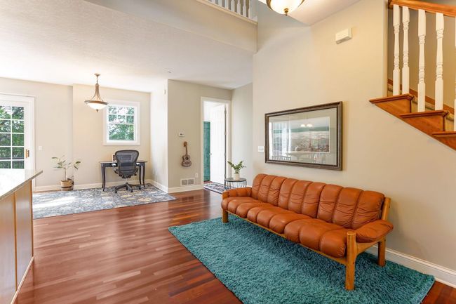448 3 Rd St, Townhouse with 2 bedrooms, 3 bathrooms and null parking in Excelsior MN | Image 5
