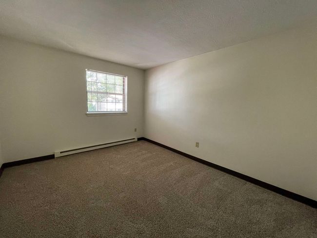 APT-22 - 11 Railroad Ave, Condo with 2 bedrooms, 1 bathrooms and null parking in Derry NH | Image 27