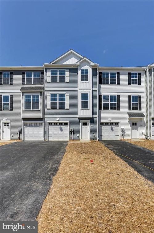 12441 Jackson Ave, WAYNESBORO, PA, 17268-4009 | Card Image