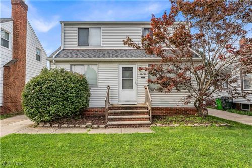 1-10725 Vernon Ave, Garfield Heights, OH, 44125-2717 | Card Image